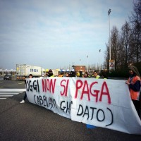 Blitz in A4: OGGI NON PAGHIAMO!